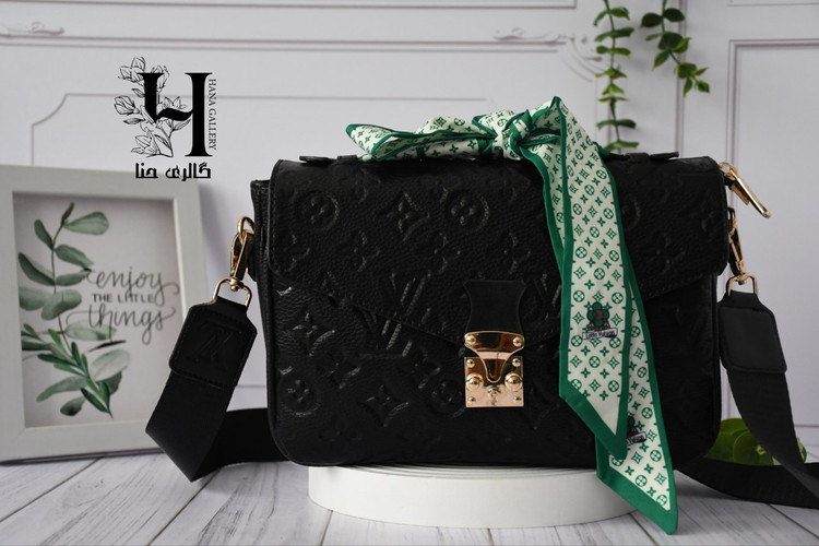 کیف لویی ویتون مشکی کد ۸۶۰
