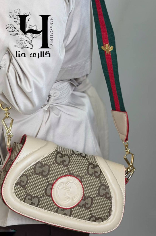 کیف گوچی پاسپورتی پارچه ای چرمی کرم کد ۱۰۹۵