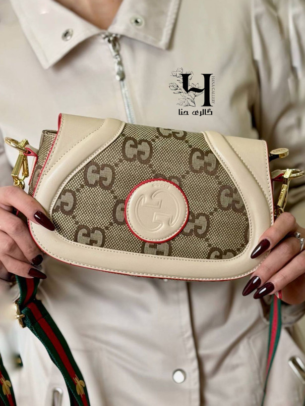 کیف گوچی پاسپورتی پارچه ای چرمی کرم کد ۱۰۹۵